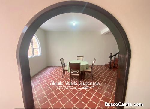 Casa en Alquiler Zona 12, 6 Ambientes, 2 Parqueos, 410 m2, Q12,000