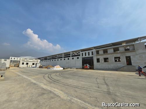 NAVE INDUSTRIAL EN RENTA EN BARCENAS 