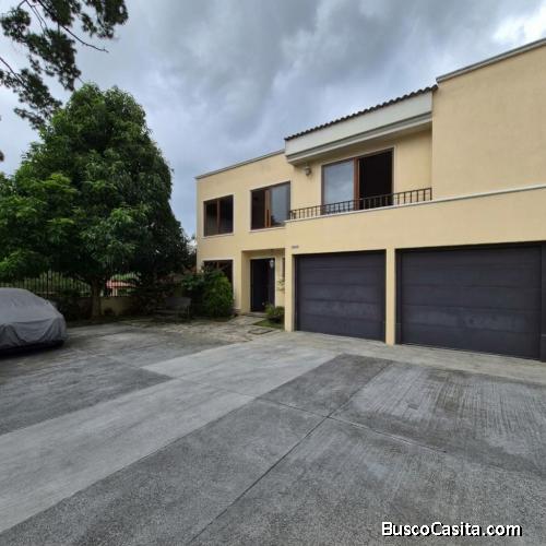 Casa en renta y venta Cumbres de La Arboleda km 21 CAES