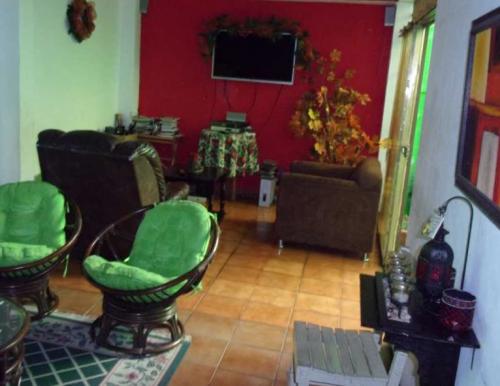 SE VENDE CASA EN COLONIA MIRALVALLE - TERRAZA CON LINDA VISTA