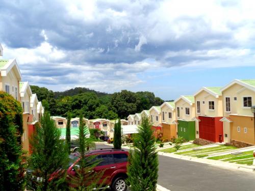 SE VENDE CASA EN PALO ALTO - COMO NUEVA!