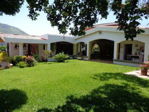 CASA EN VENTA- CARRETERA A PLANES DE RENDEROS KILOMETRO 3.5