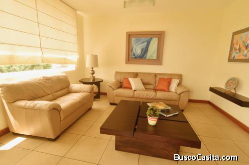 Alquiler de amplio apartamento amueblado en Torre 370 San Benito