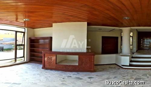Amplia casa en Venta y/o Alquiler en Santa Elena – (SE2133F)