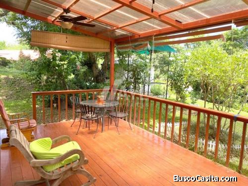 Casa en Alquiler en Quintas La Hacienda– (LH2148A)