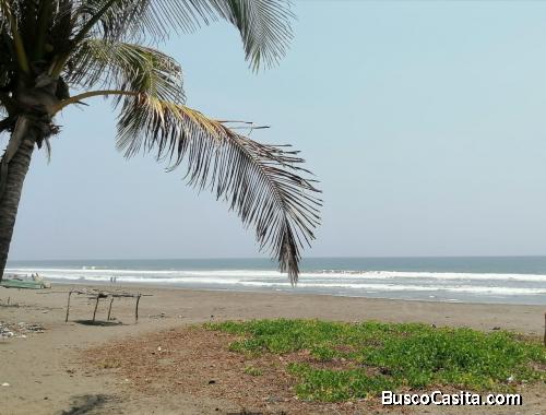 TERRENO DE PLAYA EN GARITA PALMERA