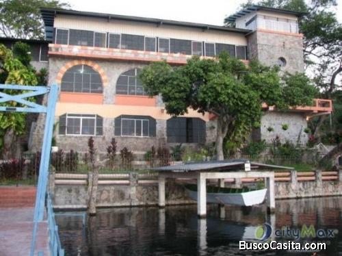 Vendo Rancho a Orilla del Lago de Ilopango