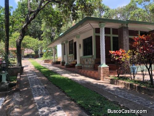 VENDO Quinta en venta en Santa Ana