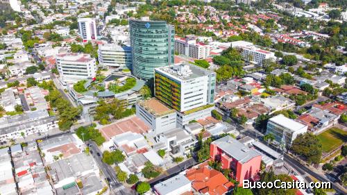Edificio en VENTA Col Escalón 35 parqueos capacidad 120 personas