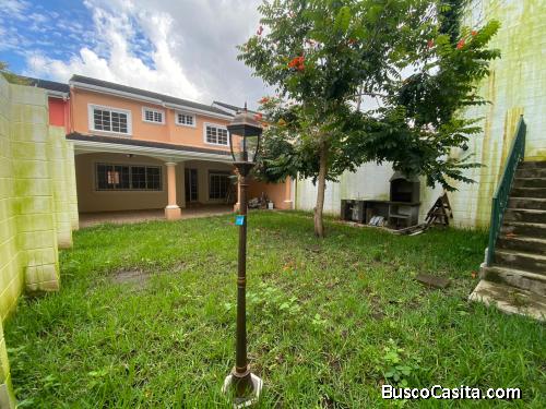  Casa en alquiler en Residencial Joyas de las piletas.
