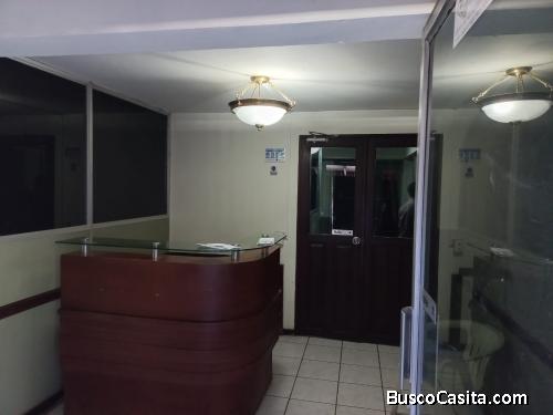 ALQUILO EDIFICIO PARA OFICINAS 4 NIVELES