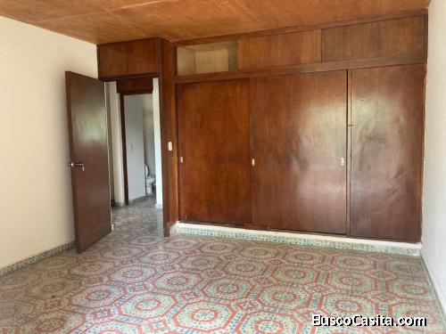 Casa en Planes de Renderos. Vivienda u oficina.