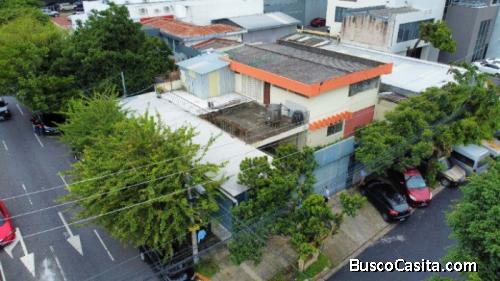 VENDO Inmueble comercial de esquina cercano a WTC Escalón