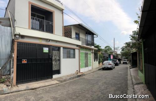 Casa en venta a 5 minutos de Metrocentro Sonsonate