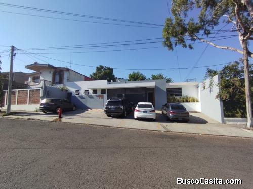 Alquilo casa en Calle Cuscatlan