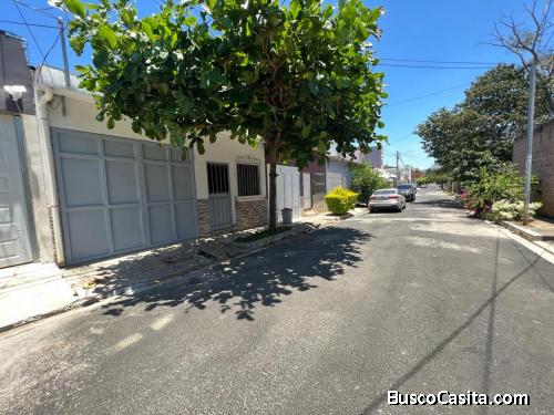 Casa en VENTA en Residencial Arizona Santa Ana