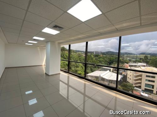 Oficina en alquiler de 37 metros en Torre. Cuscatlán
