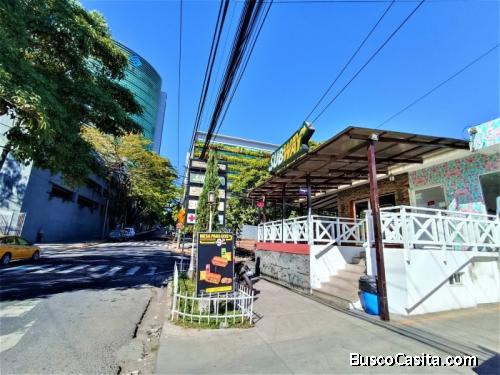 Local Comercial en Alquiler en Colonia Escalón