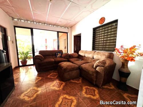 Casa en venta residencial privado en Santa Ana 