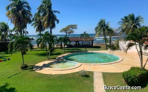 Rancho Grande de 2 Plantas en Playa Salinitas