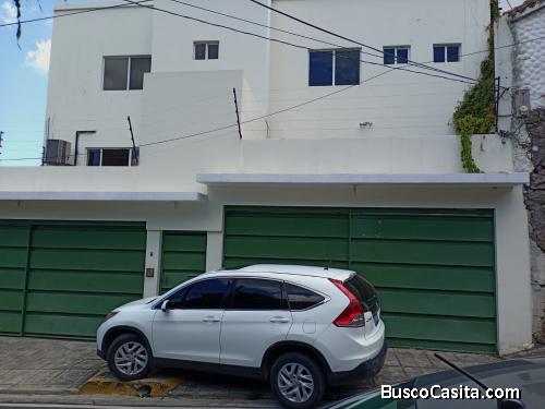 En Alquiler Hermosa Residencia en Colonia San Benito