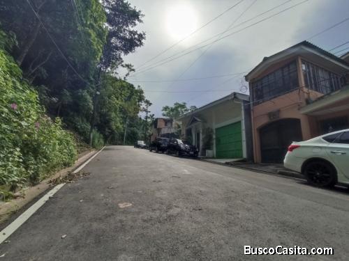 Hermosa Casa En Las Delicias Santa Tecla ; Idi: 129421