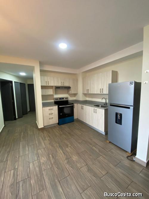 Apartamento Con Linea Blanca En Condado Santa Rosa; Idi: 138808