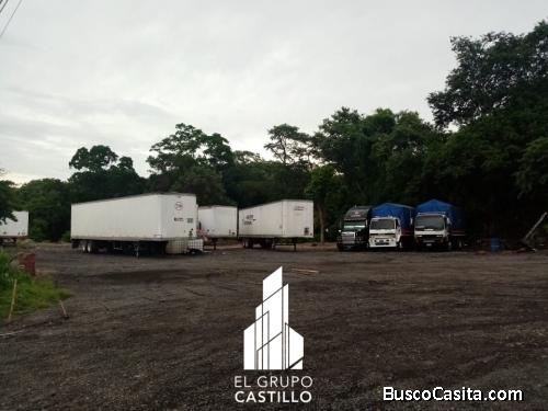 EN VENTA PLANTEL DE 1.06 MZ, CARRET. A QUEZALTEPEQUE, CON 120 MT FRENTE