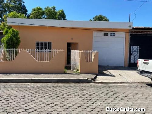 Se Vende Casa en Colonia San Francisco, San Miguel a 12 cuadra de ruta militar