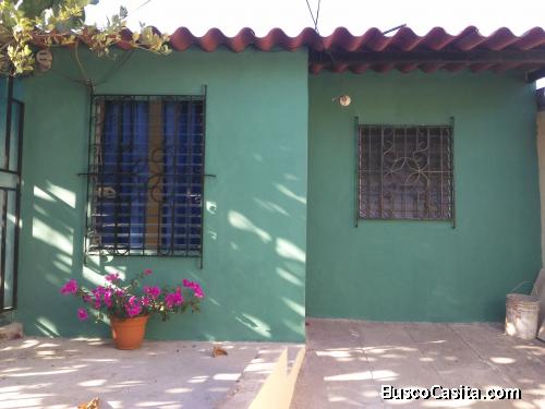 ALQUILO CASA EN RESIDENCIAL SANTA CATARINA EN APOPA