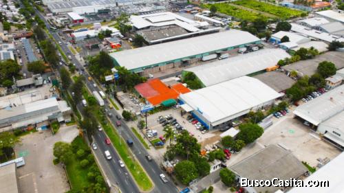 Bodega de 1500 metros en el Boulevard del Ejercito