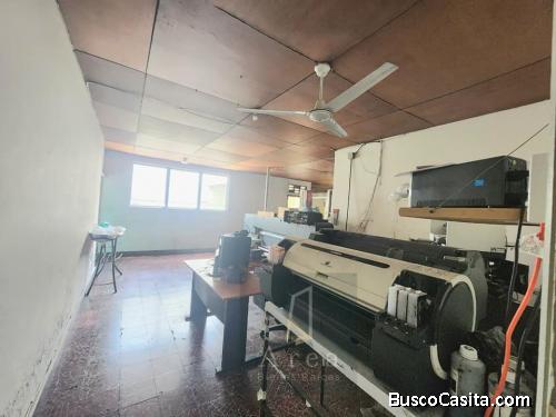 SE VENDE CASA PARA OFICINA O COMERCIO ZONA BLVD. LOS HEROES