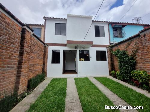 Se vende Casa en Santa Tecla por Plaza Merliot