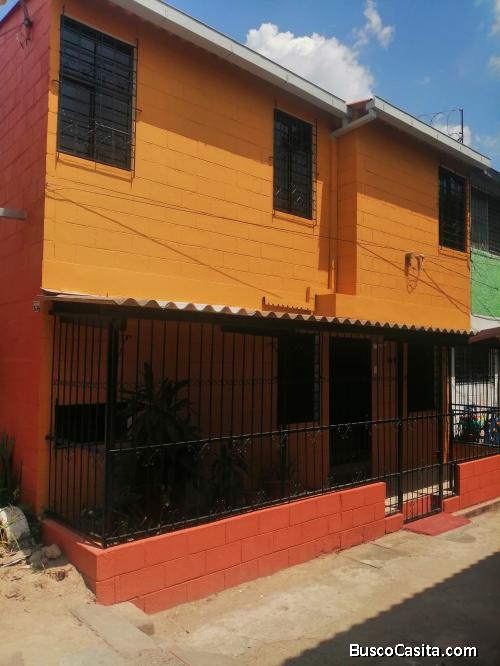 Casa dos plantas, residencial Sacramento, zona Zacamil, cerca de Mercado