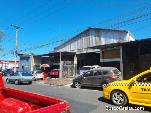 Bodega en venta cercano Parque Centenario San Salvador