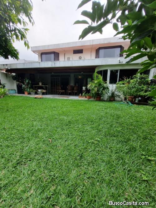 Casa en renta en Bosques de Santa Teresa