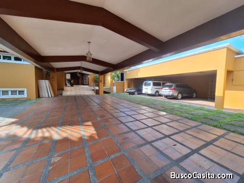 Casa de uso comercial en venta, Colonia San Francisco