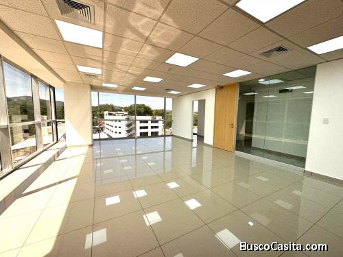 Oficina Boutique en alquiler Torre Cuscatlán