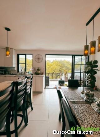 Maravillosa Casa en Antibes Escalón con Vista Panorámica al Bosque