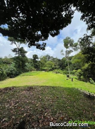 Propiedades en San Salvador | Terreno en prestigiosa residencial Los Planes de Renderos