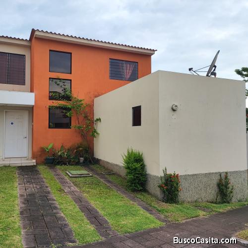 VENTA DE CASA EN RESIDENCIAL MIRAMAR, SAN JOSE VILLANUEVA