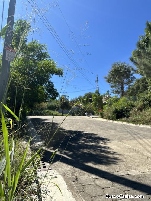 Terrenos en venta dentro de residencial privado en Santa Ana