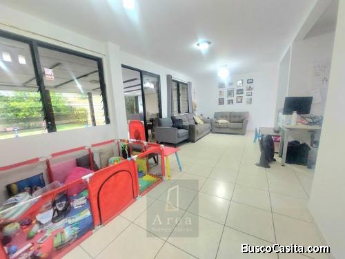 SE VENDE CASA EN MIRAMAR EN SAN JOSE VILLANUEVA 