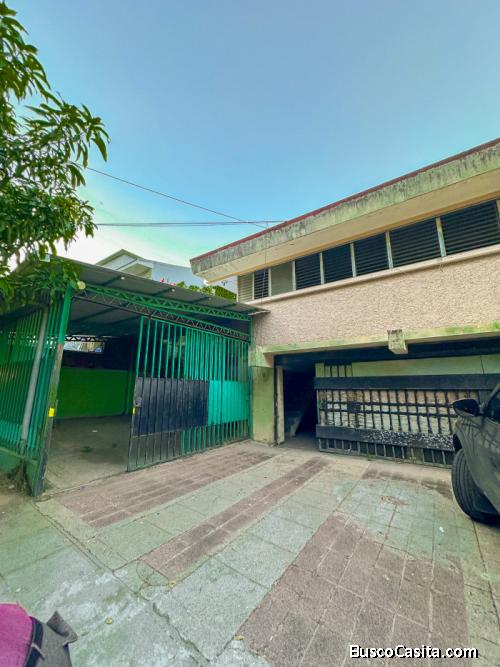 Casa comercial GRANDE en alquiler en Colonia Escalón, san salvador