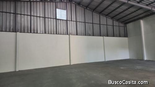 Vendo bodega de 872 mts en Barrio San Miguelito