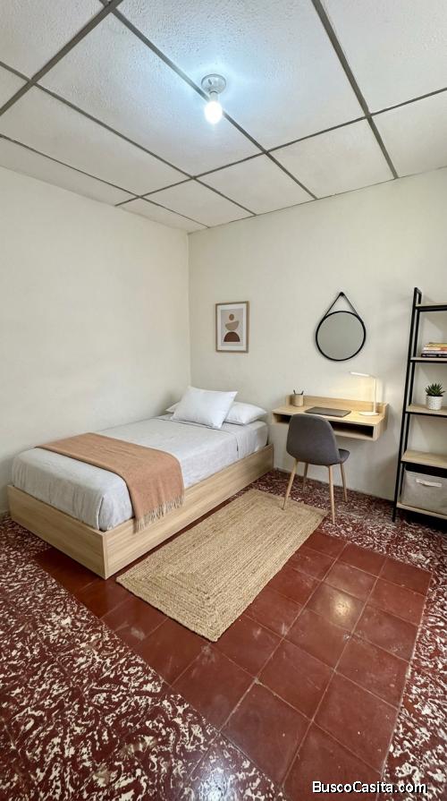 Local u hogar en Santa Ana  155m² con garaje