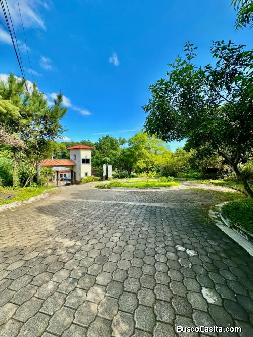 Invierte en lotes residenciales en Santa Ana