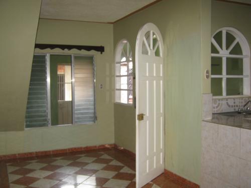 Se Vende Casa en Col. el Sitio, salida a Valle Angeles