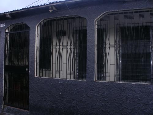 Venta Casa Col. Arturo Quesada: es un circuito cerrado( Anillo Periferico)
