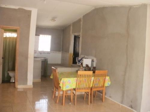 VENTA DE CASA RESIDENCIAL SUYAPITA, CIRCUITO CERRADO